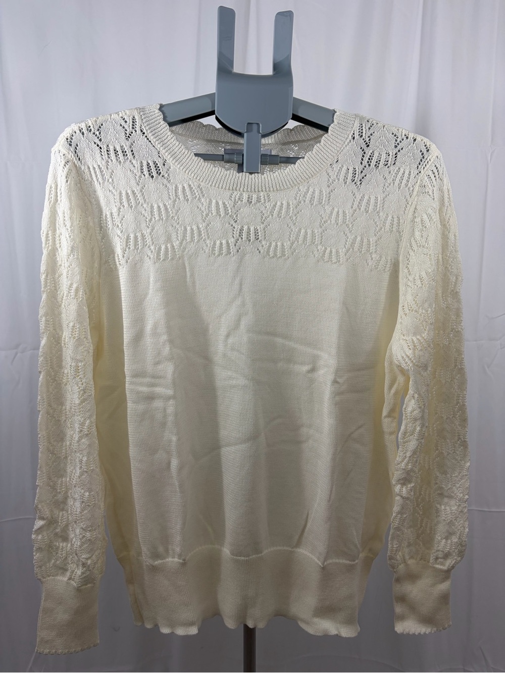 NWT Liz Claiborne Women’s Size XL Cream Knit Lace-Yoke Sweater Soft